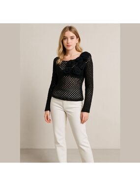 Nicowa crop top sweater Black Angora Sz 10 🆕